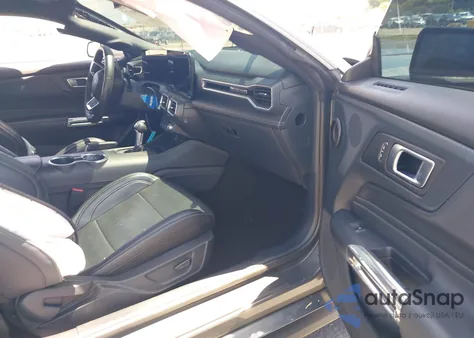 2024 Ford Mustang Gt Premium Fastback z USA, uszkodzony, nr VIN 1FA6P8CF8R5404304